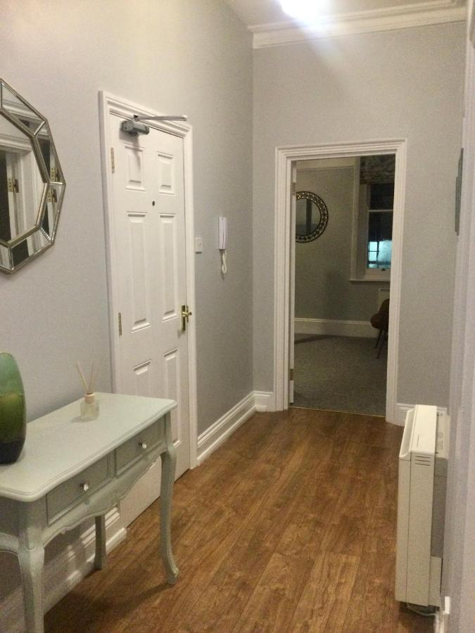 Stylish Flat In Yeovil Somerset Екстериор снимка